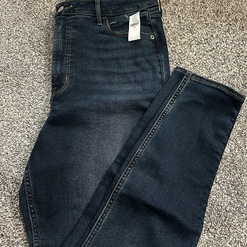 Old Navy dark blue skinny jeans